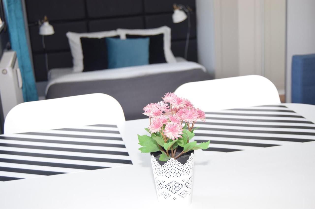 Be My Guest - Hoza Studio - Pkin Super Centrum Metro Wi-Fi Breakfast 바르샤바 외부 사진